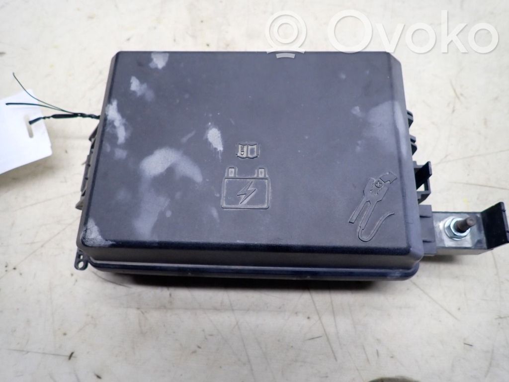 Module de fusibles   68244160AC,64601282