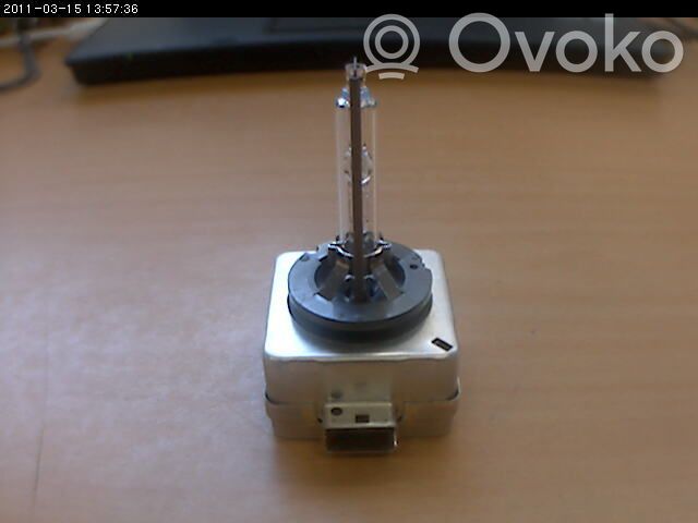 BMW 3 E90 E91 Xenon bulb 