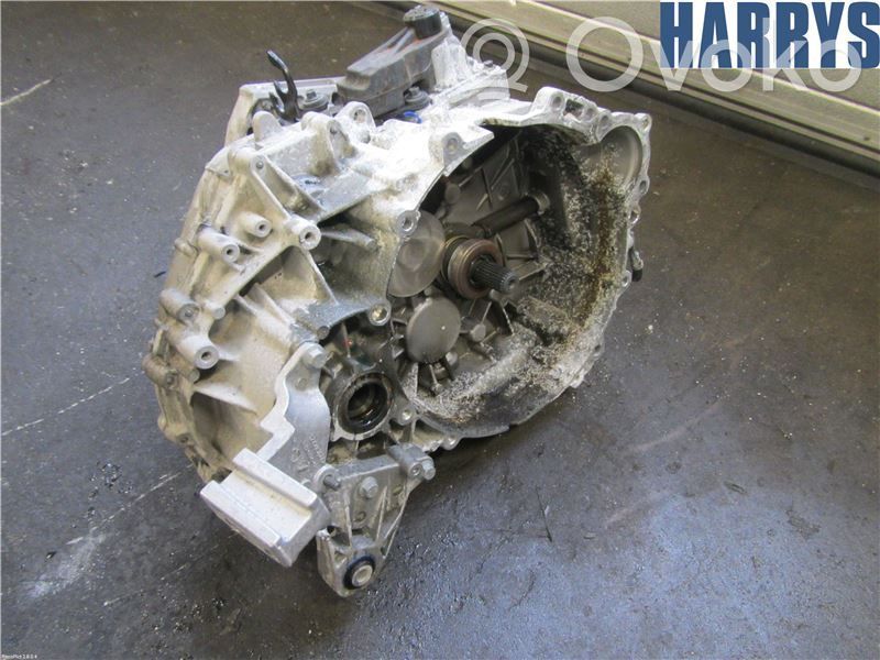 Volvo V70 Manualna 6-biegowa skrzynia biegów 