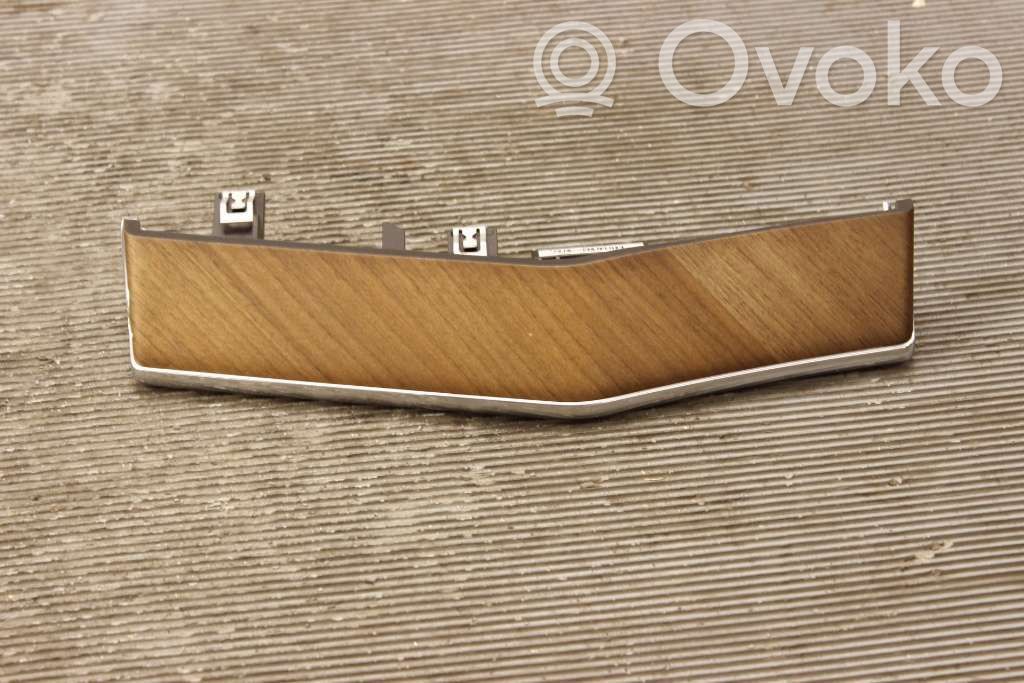 Volvo XC90 Dashboard glove box trim 