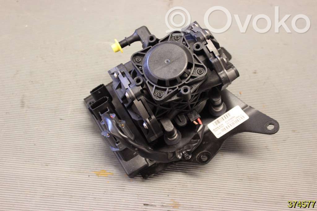 Volvo S90, V90 Pompa a vuoto 