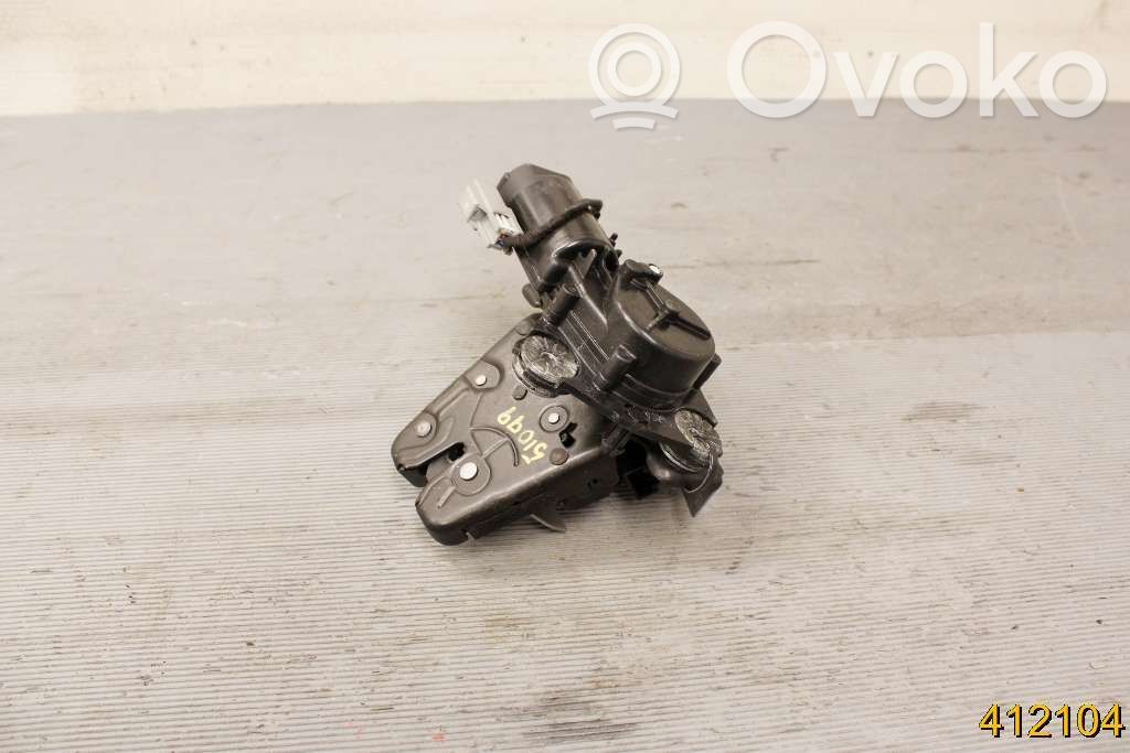 Loading door lock   32394631
