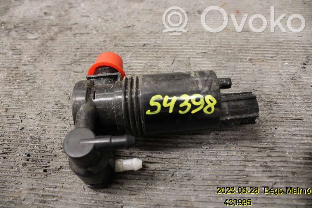 Windscreen/windshield washer pump   31378956