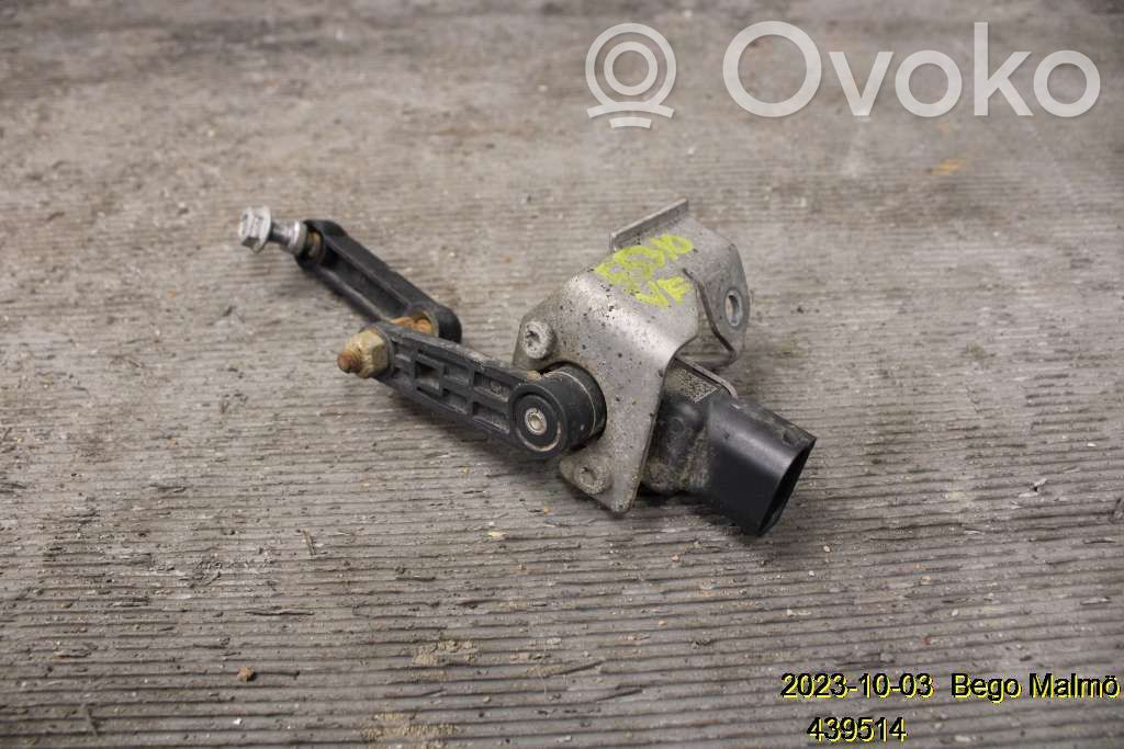 Volvo XC90 Headlight/headlamp level sensor 