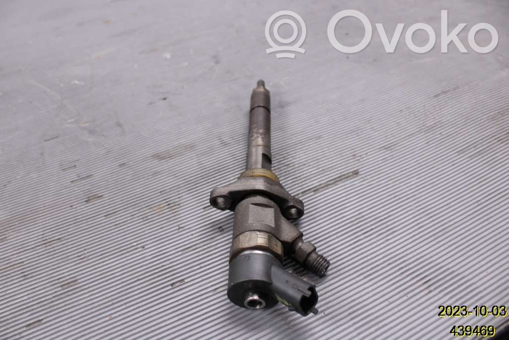 Inyector de combustible   36002236,0445110259