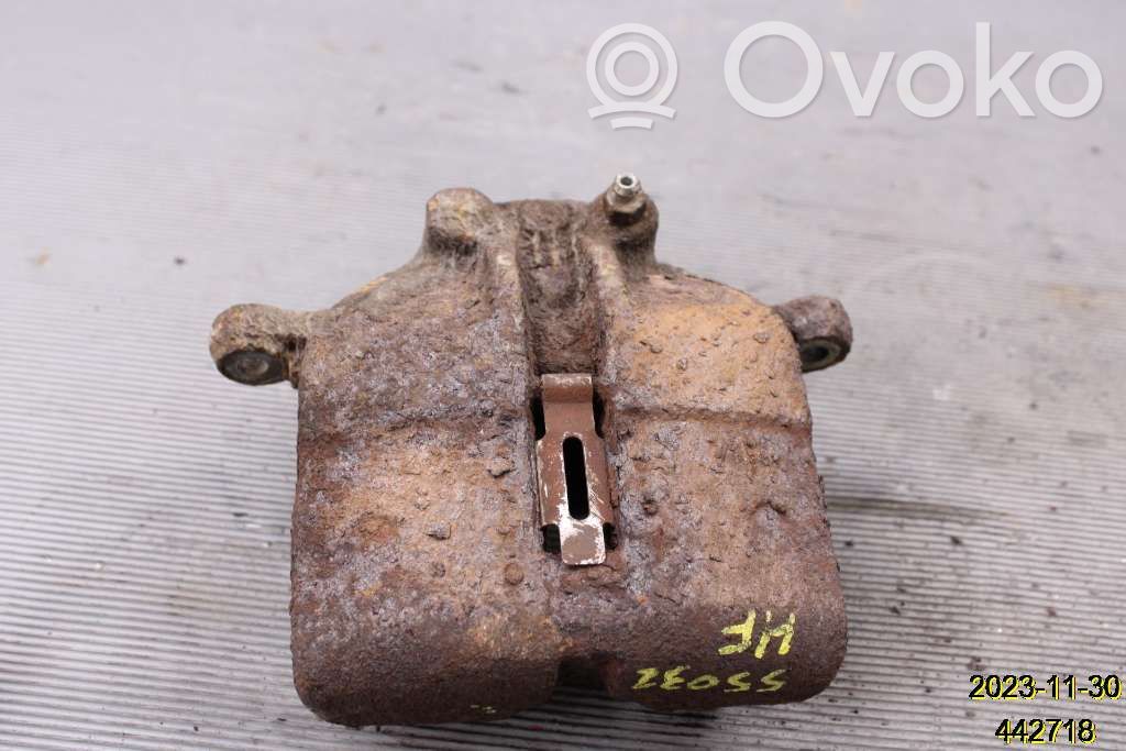 Volvo 940 Zacisk hamulcowy przedni 