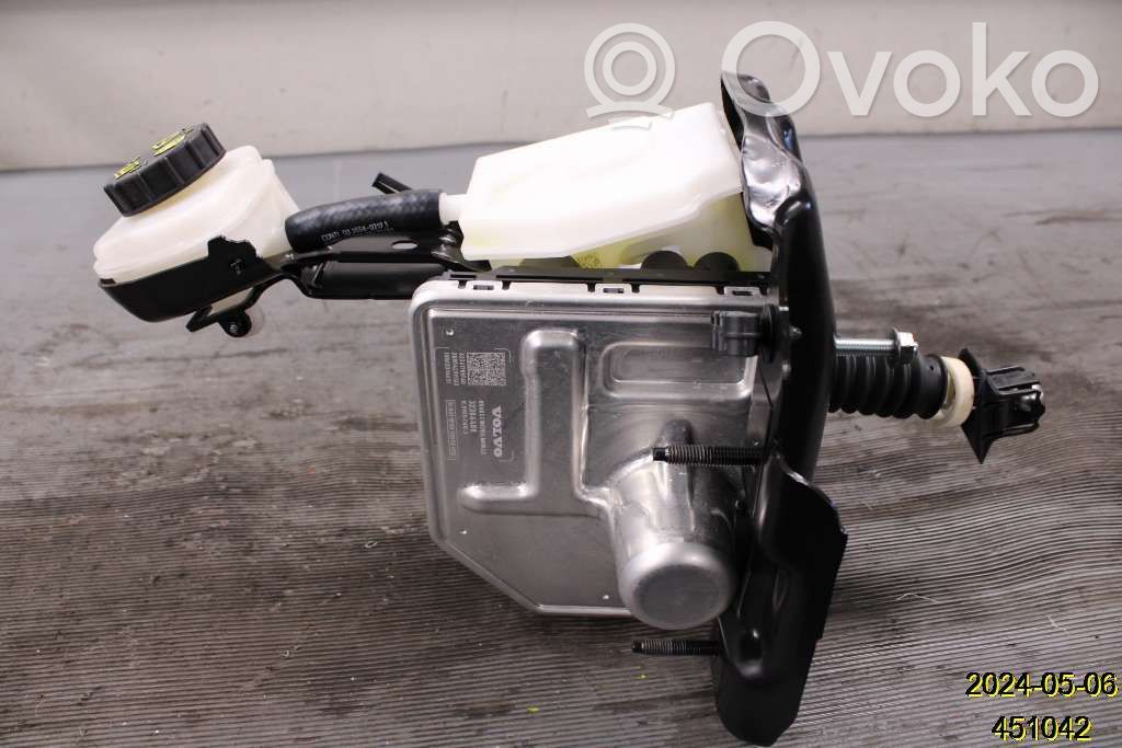Volvo XC40 ABS Blokas 
