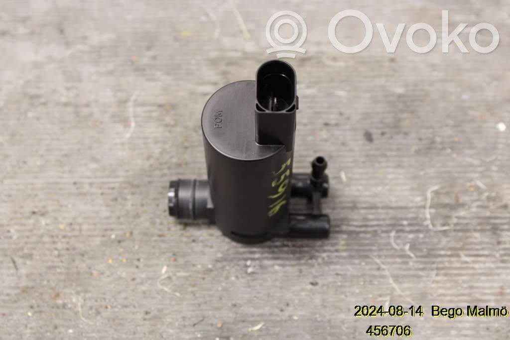 Volvo S60 Pompa spryskiwacza lampy przedniej 
