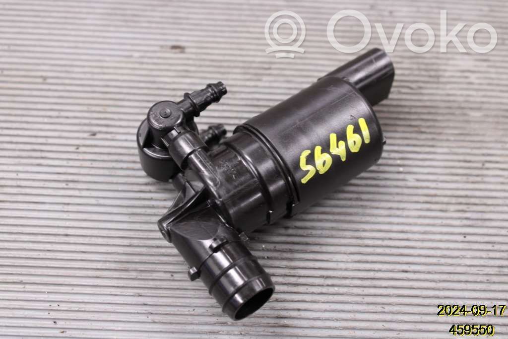Volvo V60 Windscreen/windshield washer pump 