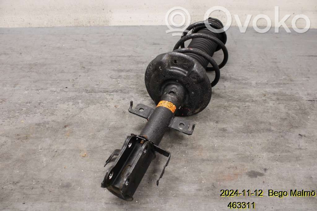 Renault Captur II Amortiguador delantero con muelle espiral 