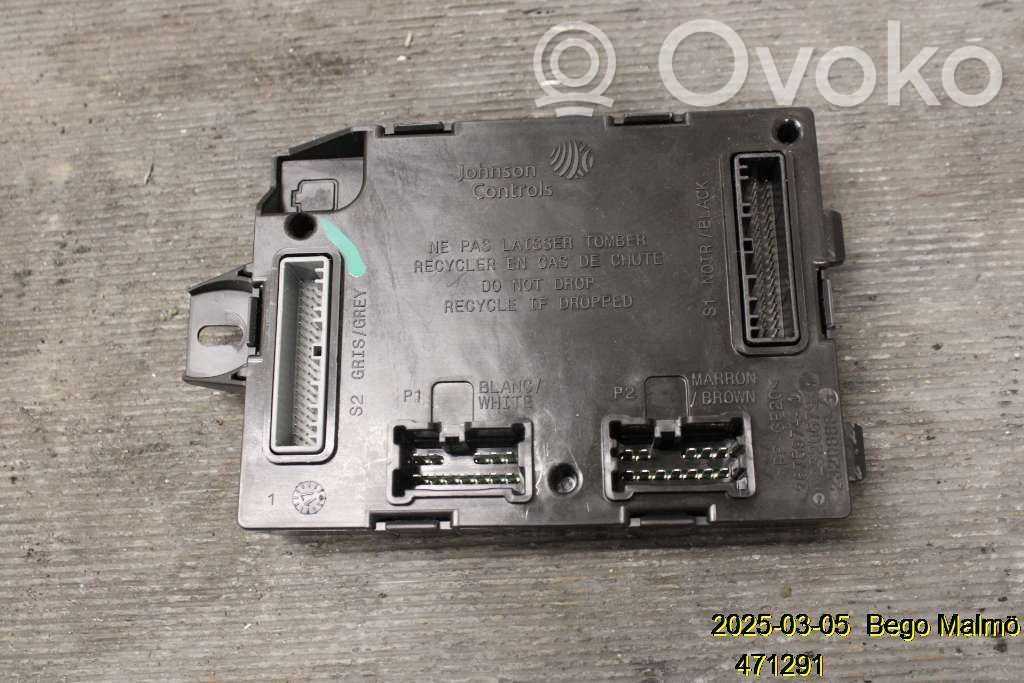 Renault Trafic III (X82) Other control units/modules 