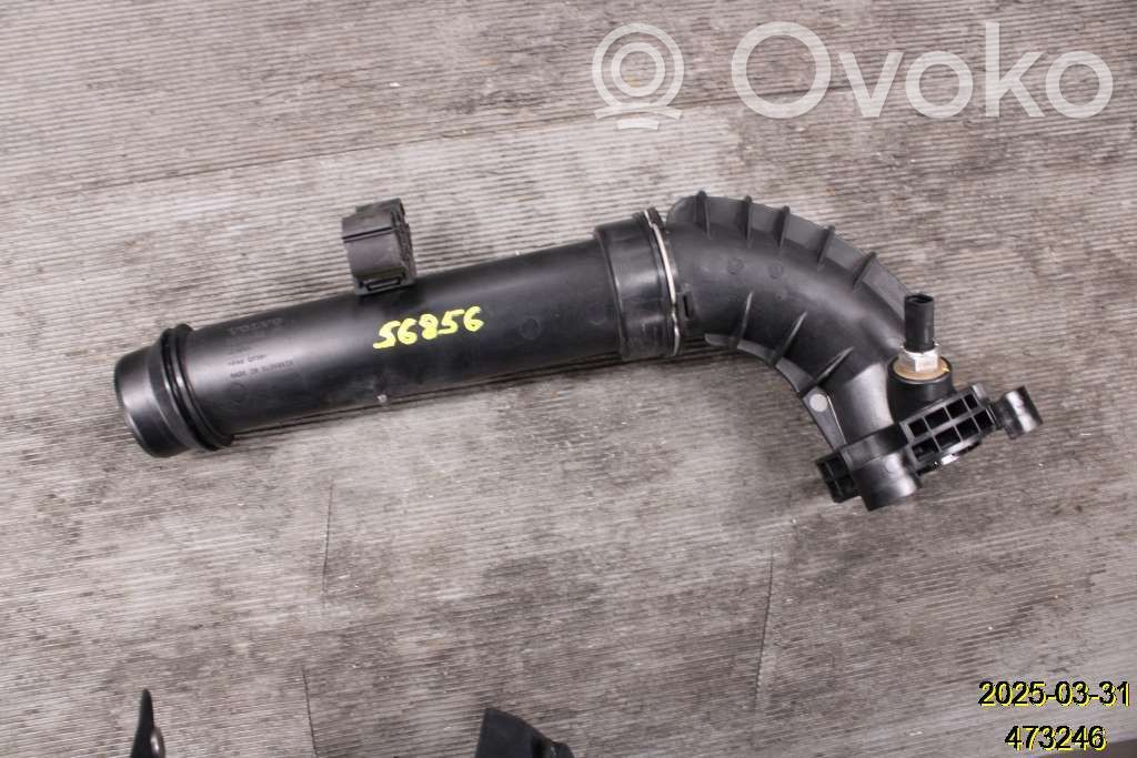 Volvo V60 Wąż / Rura intercoolera 