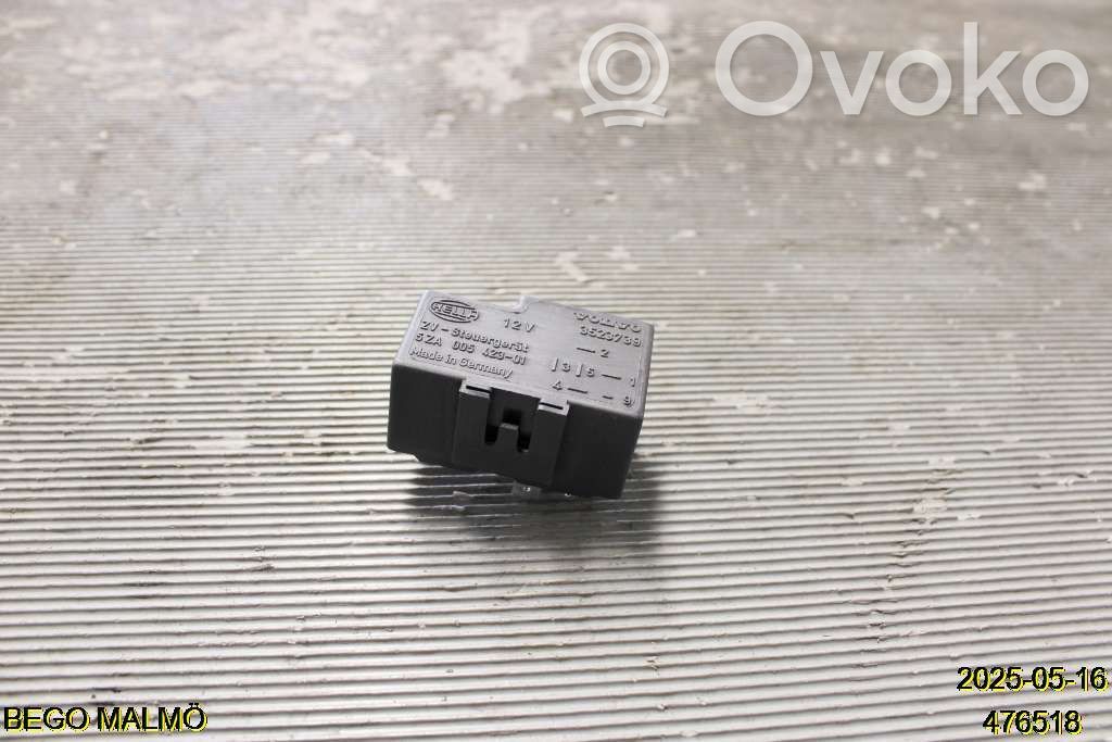 Central locking relay   3523739