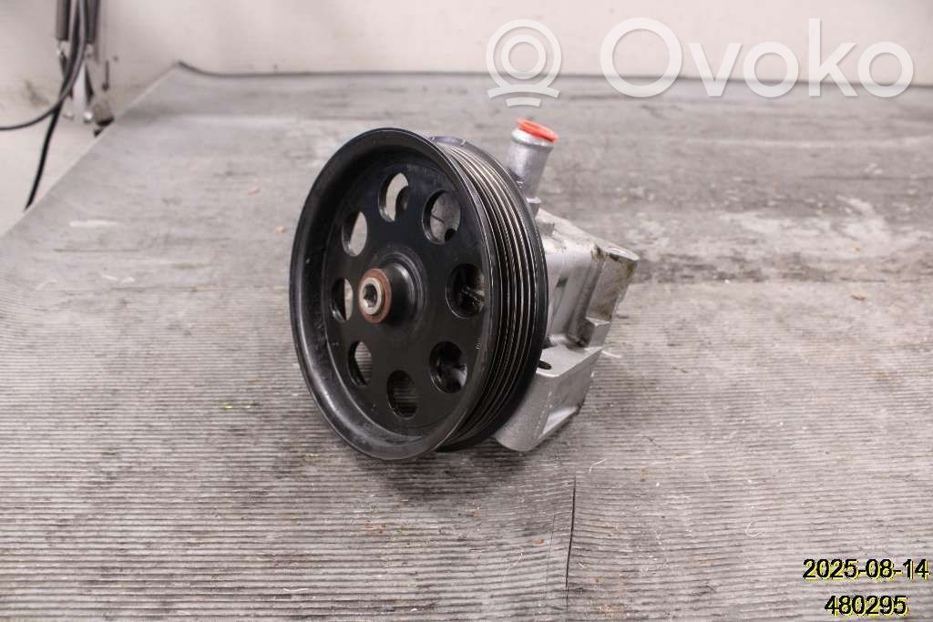 Volvo S60 Ohjaustehostimen pumppu 
