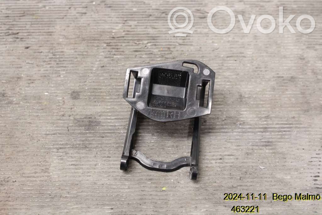 Volvo XC60 Dysza spryskiwacza lampy przedniej 