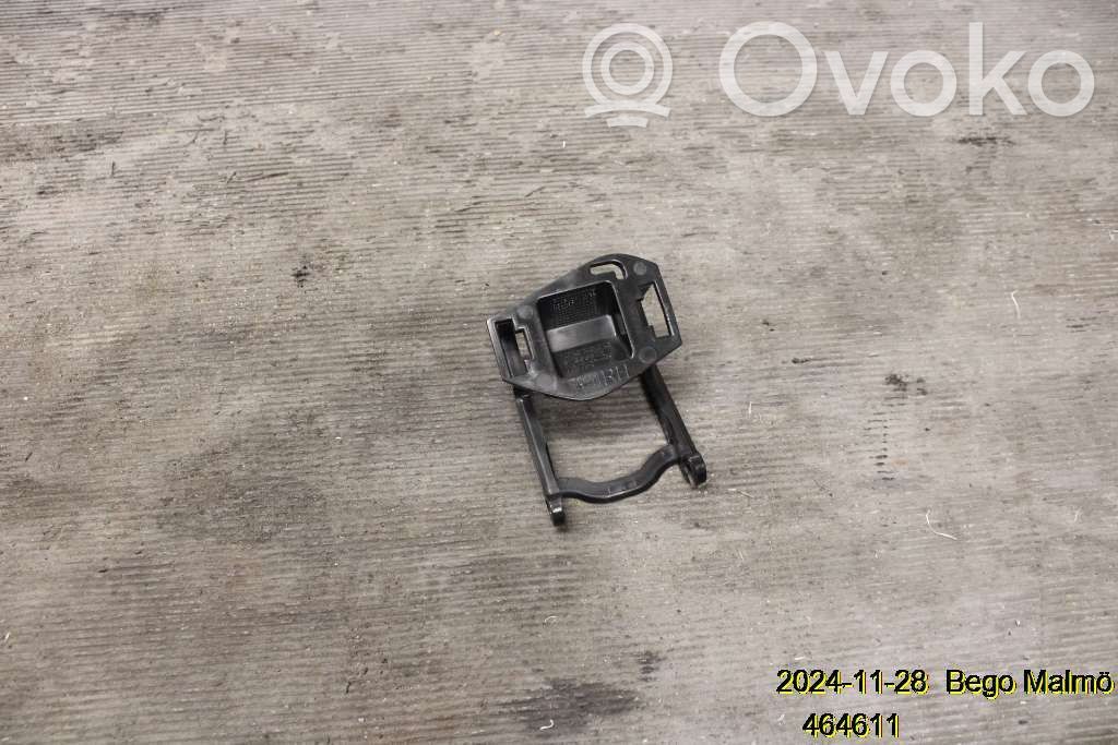 Volvo XC60 Dysza spryskiwacza lampy przedniej 