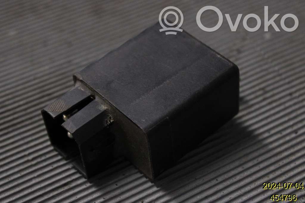 Volvo 740 Jäähdytyspuhaltimen rele 
