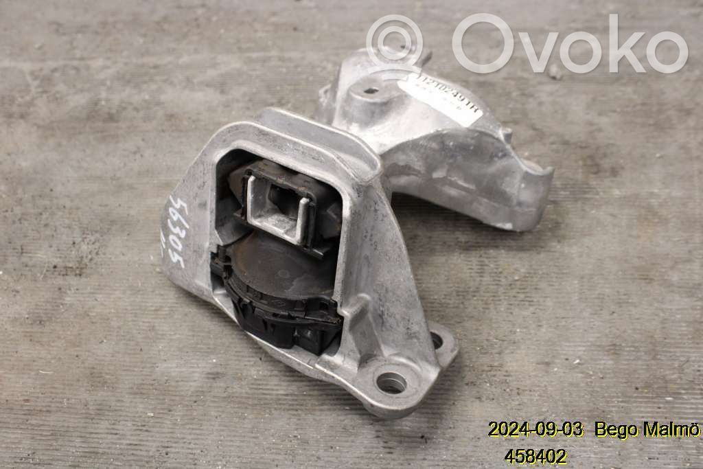 Renault Austral Engine mounting bracket 