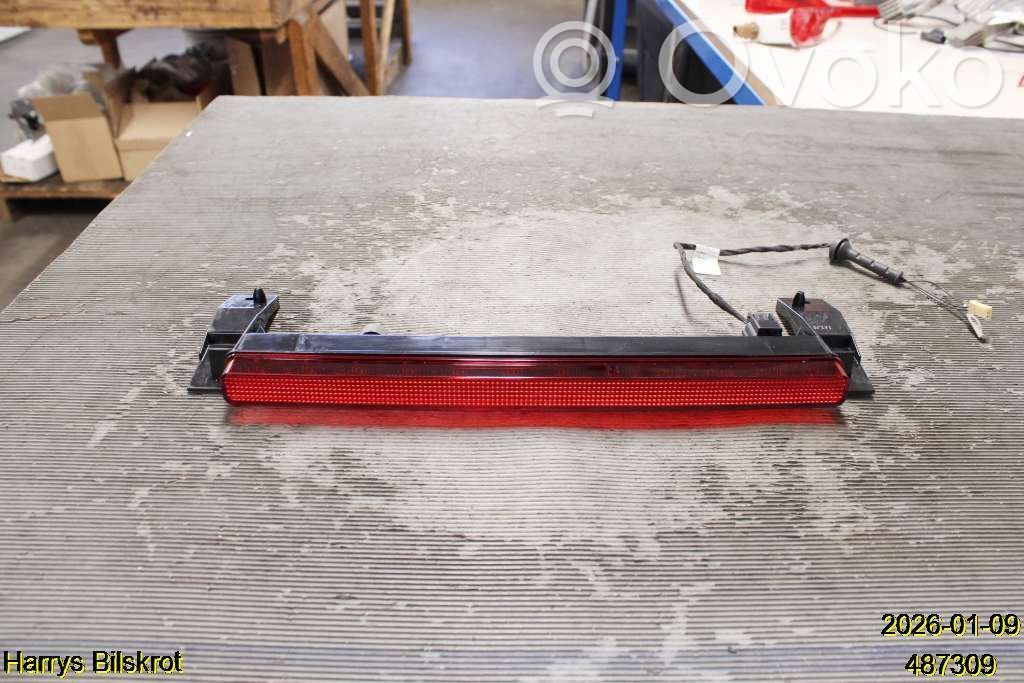 Volvo XC40 Third/center stoplight 