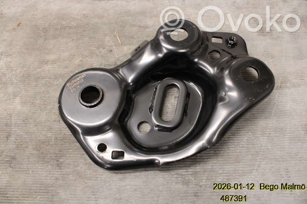 Volvo V70 Cits aizmugures šasijas elements 
