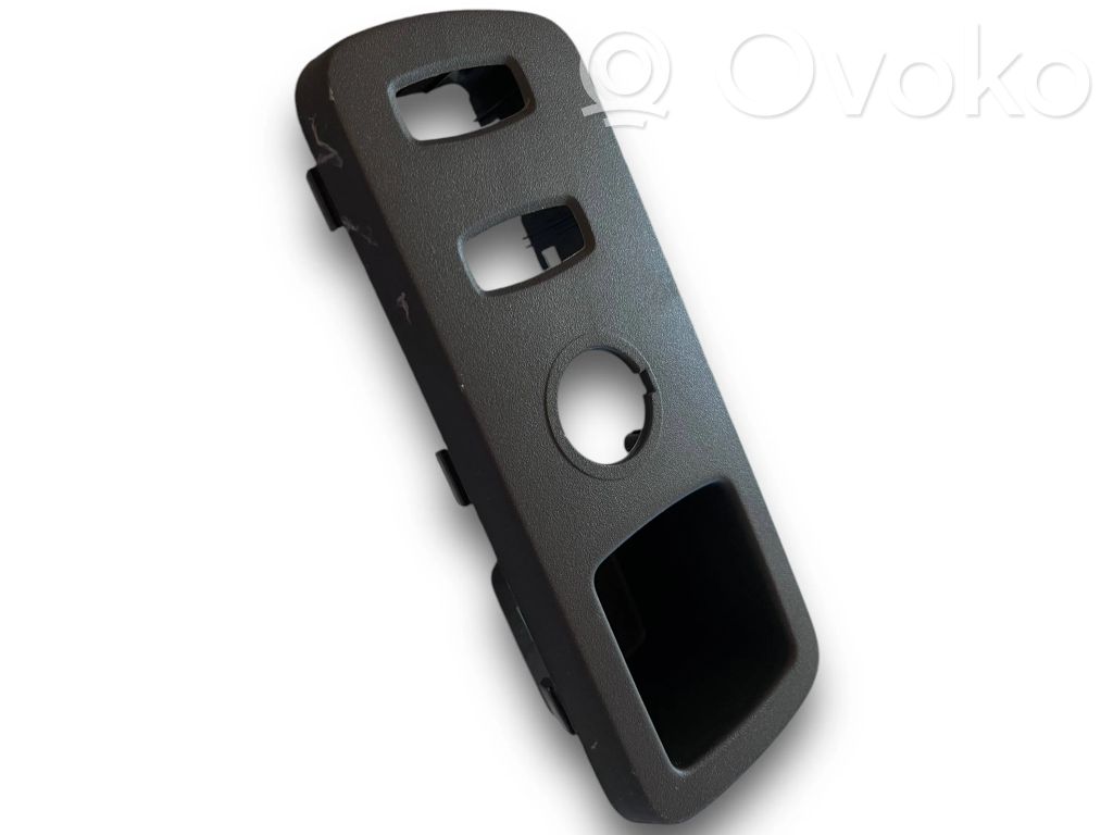 Dacia Duster Central body control module 