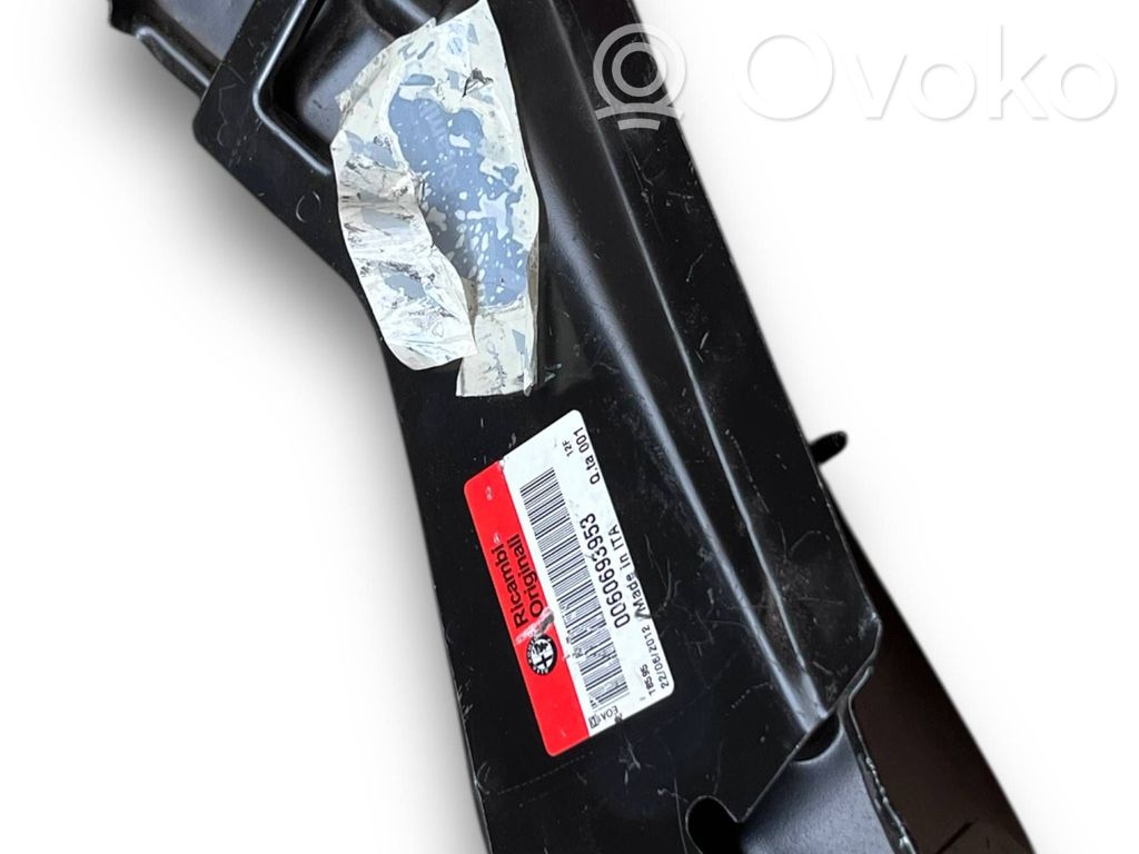 Alfa Romeo 156 Oil filter mounting bracket 