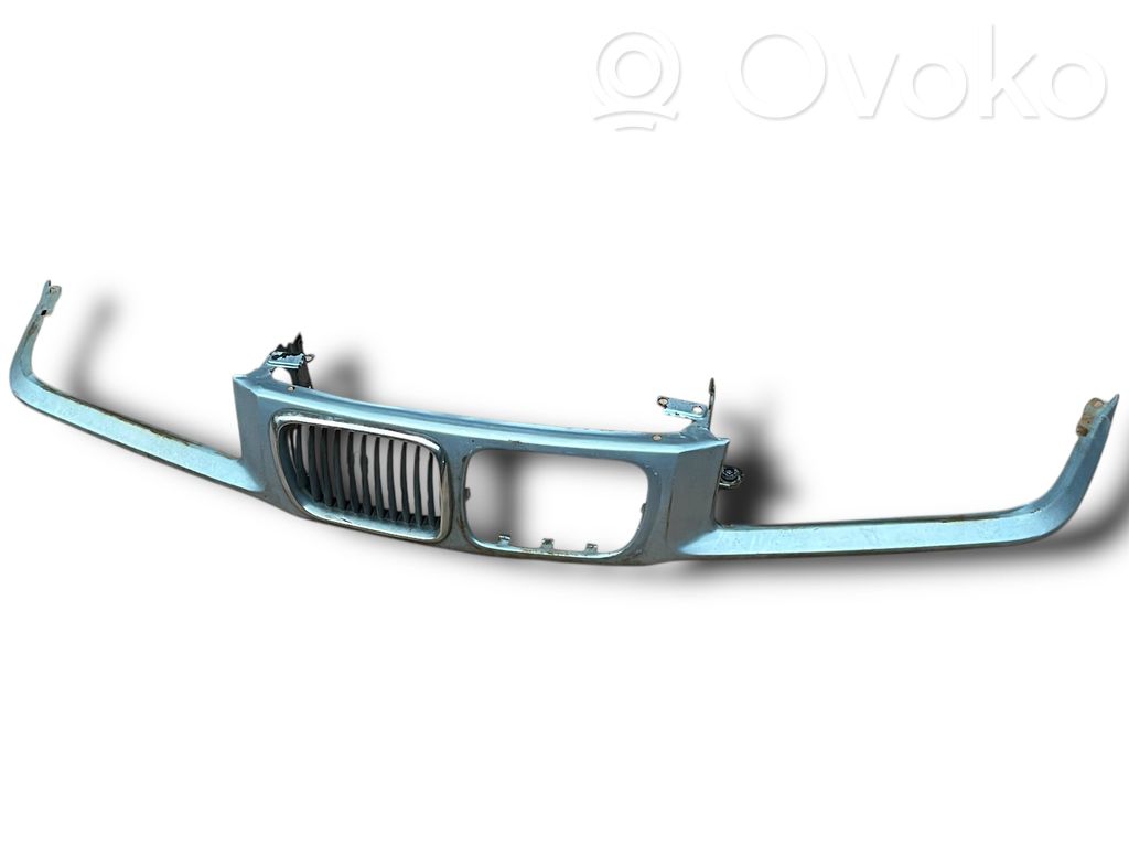 BMW 3 E46 Fender trim (molding) 