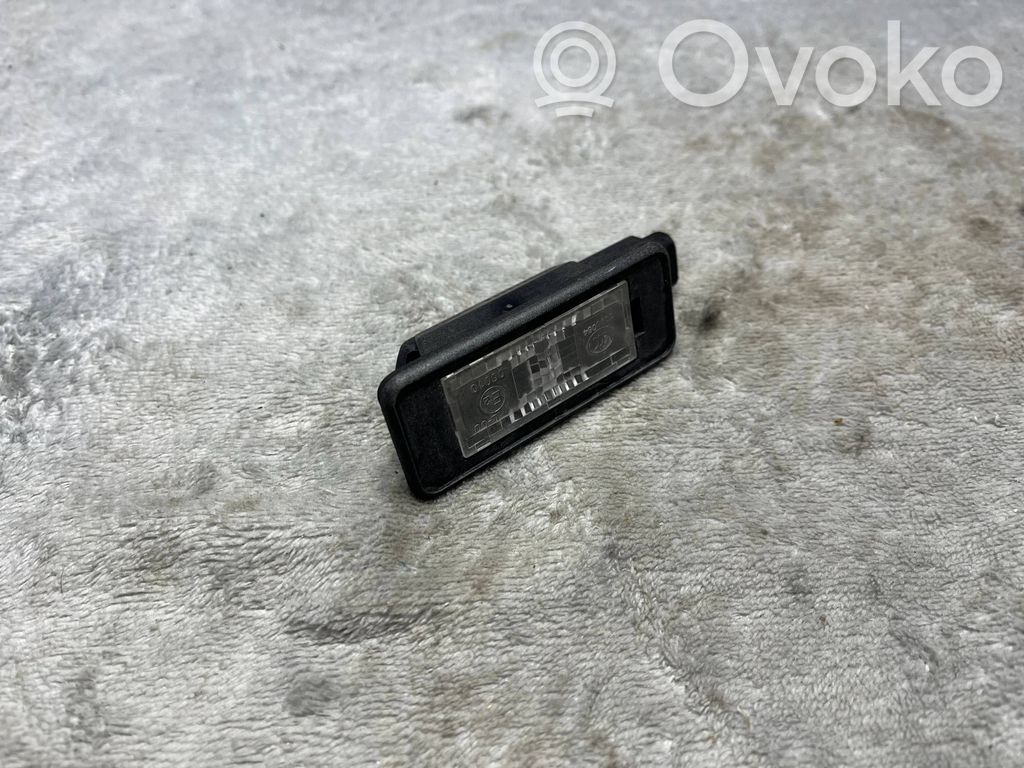 Citroen C4 Cactus Takaikkunan lukituksen vastakappale 