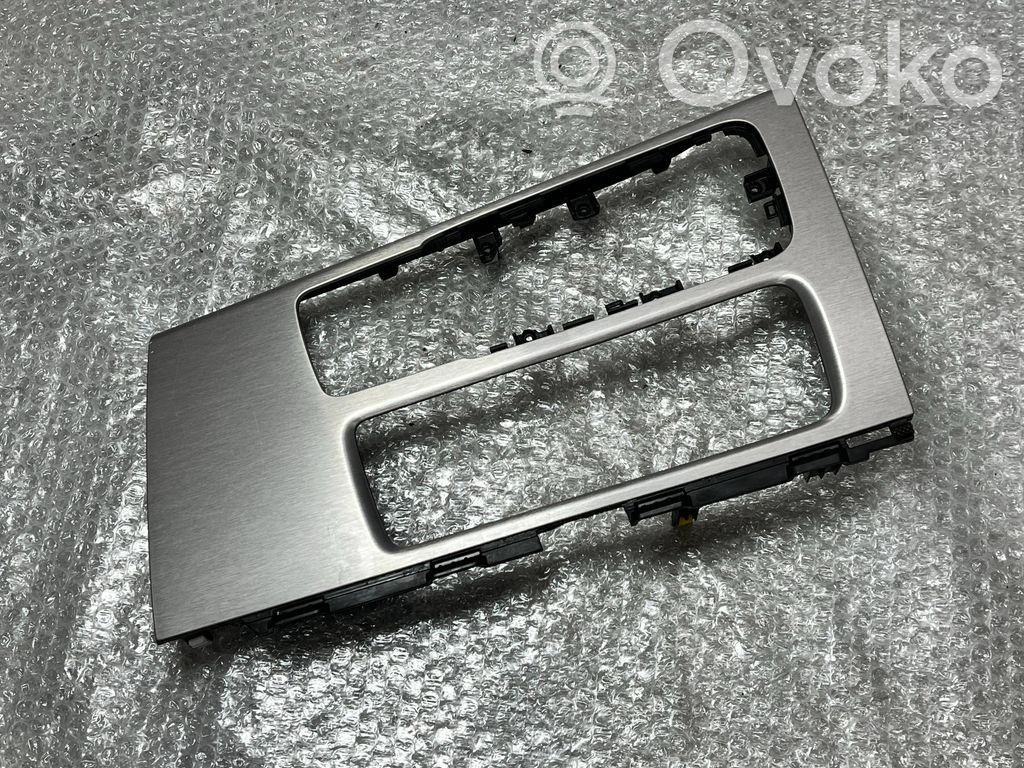 Dashboard   84651A8000