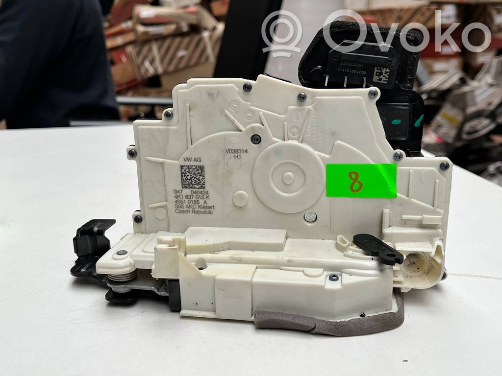 Audi A6 S6 C8 4K Rear glass lock/latch 