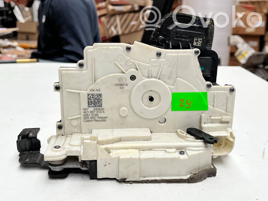 Audi A8 S8 D5 Rear glass lock/latch 