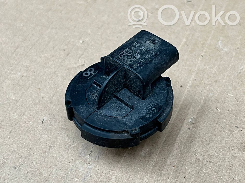 Cupra Leon Rear glass lock/latch 