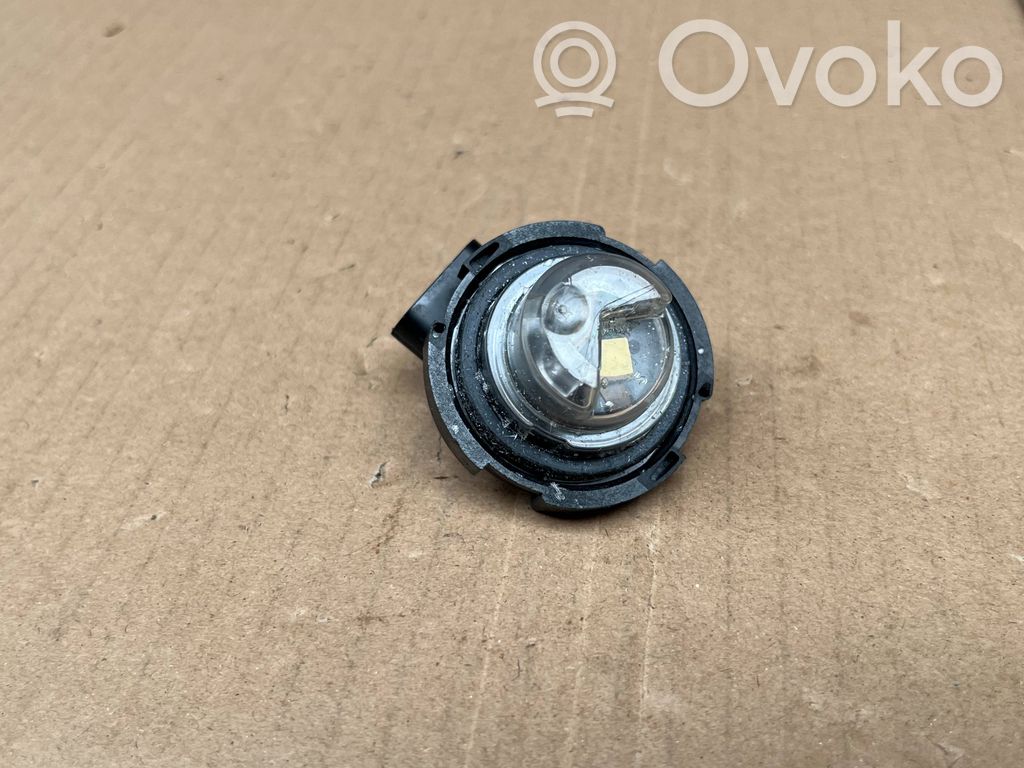 Volkswagen Passat Alltrack Rear glass lock/latch 