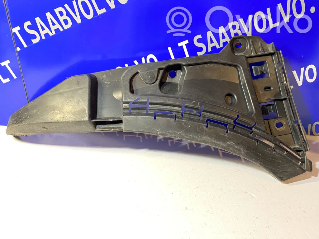Volvo XC90 Front bumper mounting bracket 