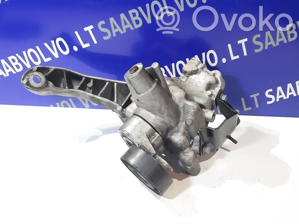 Volvo XC70 Łapa / Mocowanie silnika 