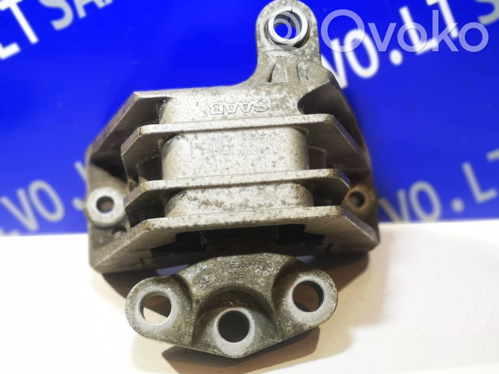 Saab 9-3 Ver1 Engine mount bracket 