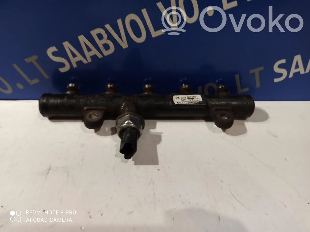 Volvo V50 Fuel main line pipe 