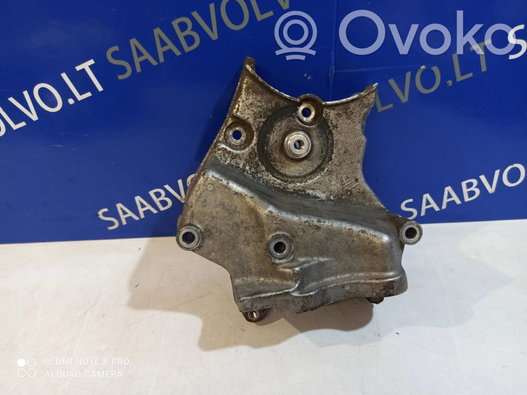 Saab 9-3 Ver1 Engine mounting bracket 
