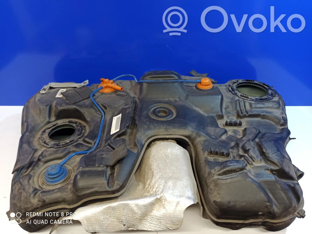 Volvo S60 Polttoainesäiliö 