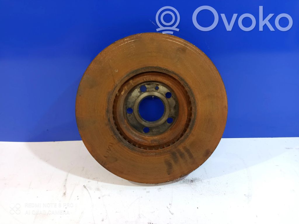 Volvo S60 Etujarrulevy 