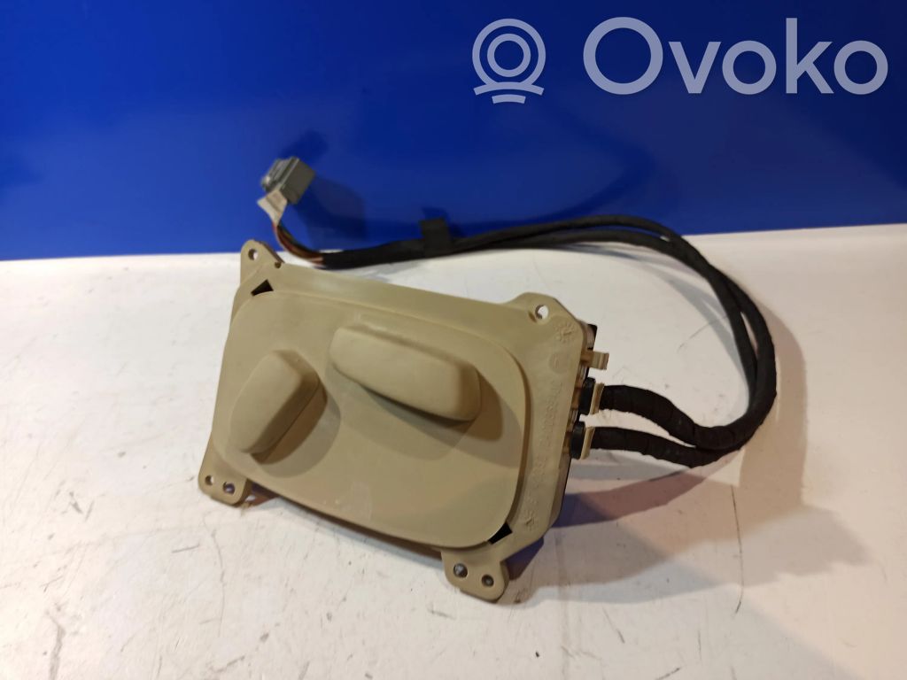 Seat control switch   2R8314A701CA