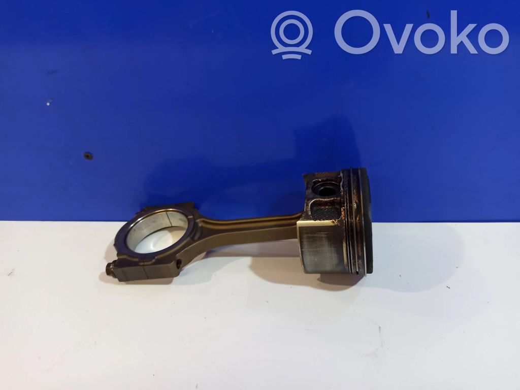 Saab 9-3 Ver1 Piston 