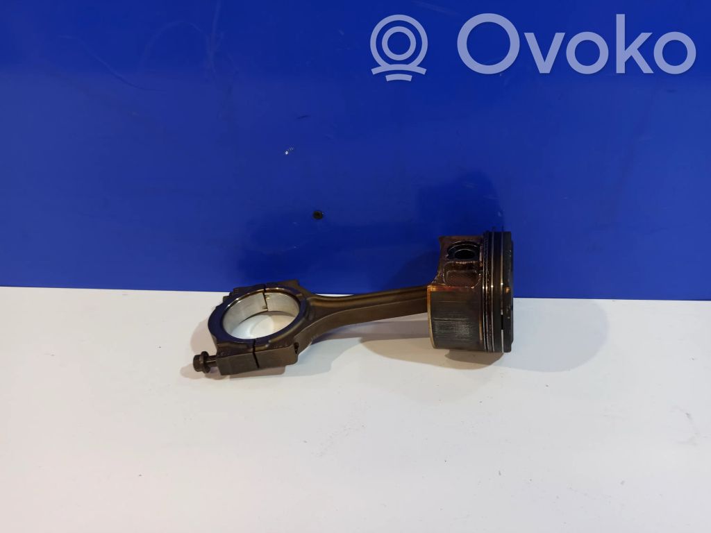 Saab 9-3 Ver1 Piston 