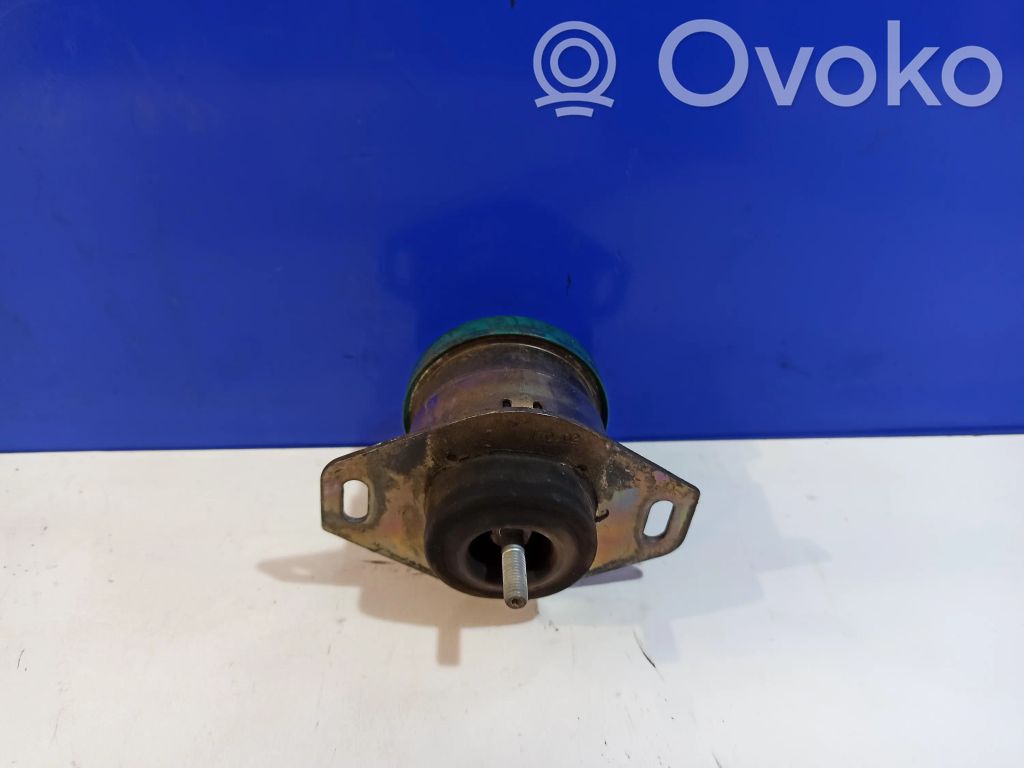 Variklio pagalvė   17002,ENGINEMOUNTREAR