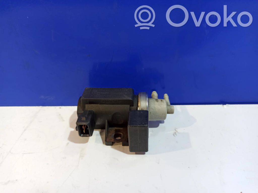 Saab 9-3 Ver2 Válvula de vacío del soporte de motor 