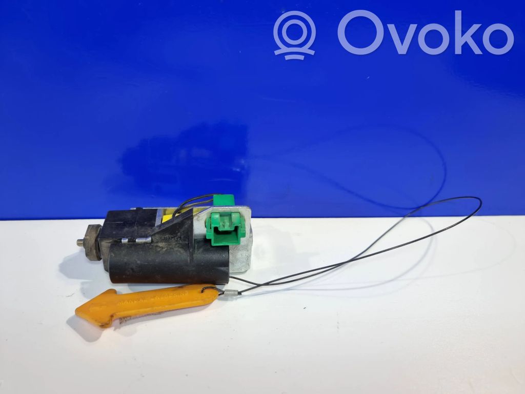 Saab 95 - 96 Fuel tank cap lock 