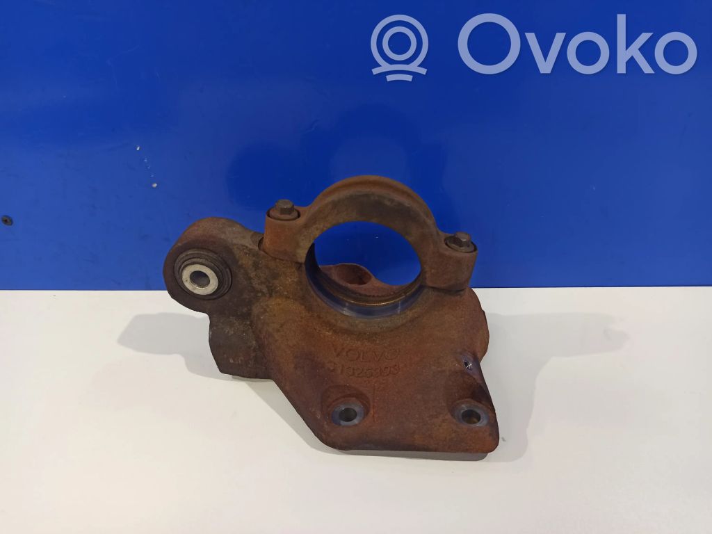 Volvo S60 Driveshaft support bearing bracket 