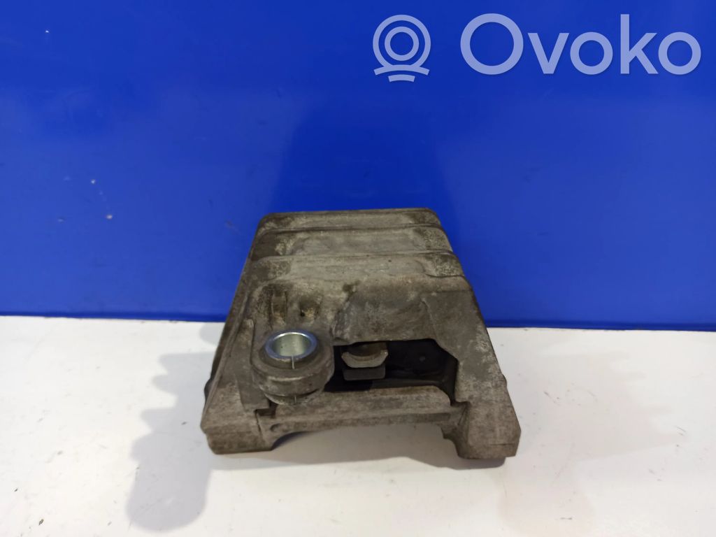 Saab 9-3 Ver1 Engine mount bracket 