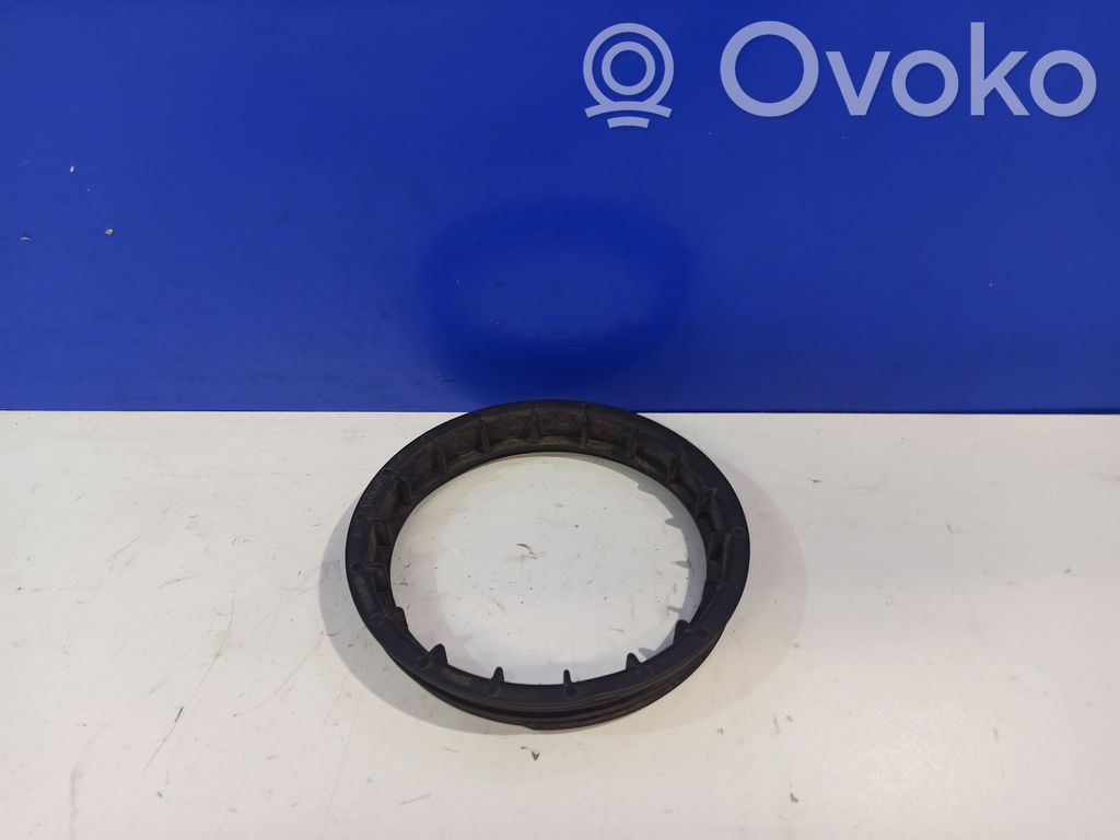 Saab 95 - 96 Fuel pump bracket 