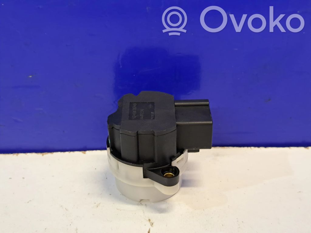 Ignition lock   8645228